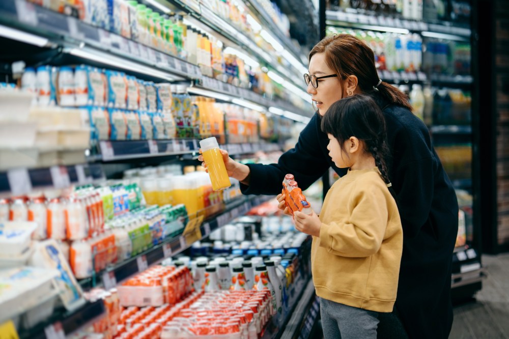 Hero image for How to Read Carbon Footprint Labels on Consumer Products